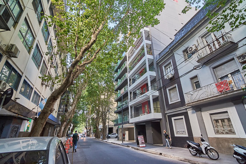 Semipiso 3 Ambientes Al Frente Con Gran Balcón, Terraza Y Pileta