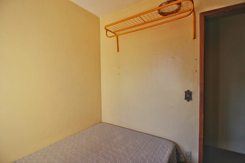 Imagem 10 de 18 de Casa Á Venda, 4 Quartos, 3 Banheiros, 10 Vagas, Água Branca - Contagem/mg - 22889