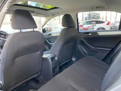 Volkswagen Jetta 2.0 L4 Mt 2018