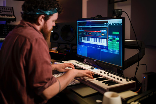 Arturia Keylab Essential Mk3 Controlador De Teclado Midi Usb