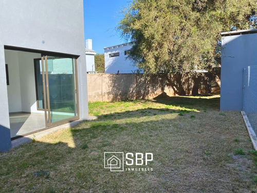Duplex | Alto Belgrano | 2 Dorm. | Patio