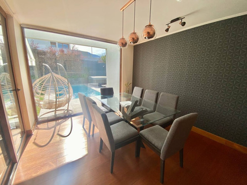 Imagen 4 de 27 de Casa En Condominio Av. La Dehesa Cercana A Colegio Huinganal