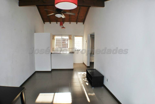 Imagen 2 de 11 de En Venta Casa De Dos Dormitorios Colonia Del Sacramento