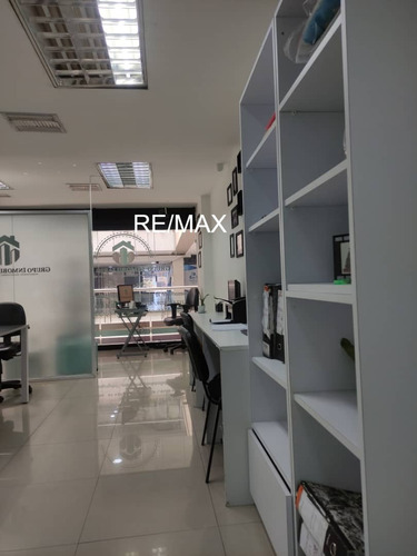 Vendo Comodo Local Comercial En El Centro Comercial Oasis Center. Guatire