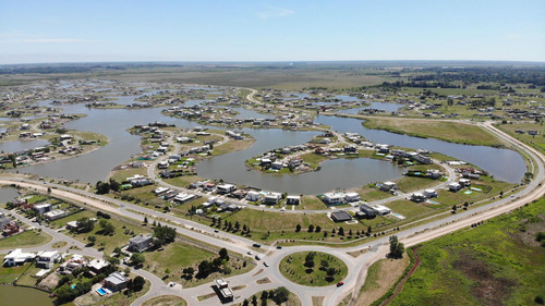 Lote A La Venta En San Sebastian Area 10, Con Escritura