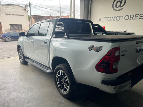 Toyota Hilux Pick-Up 2.8 Cd Srx 204Cv 4X4 At