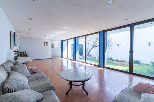 Oportunidad Única De Casa En El Corazón De Pedregal De Vista Hermosa, Querétaro