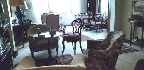 Imagen 2 de 10 de Departamento 2 Dormitorios Antiguo En Recoleta