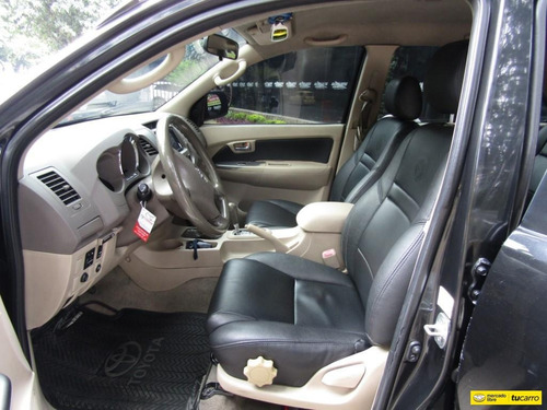 Toyota Fortuner Srv 3000 Cc At 4x4 Td