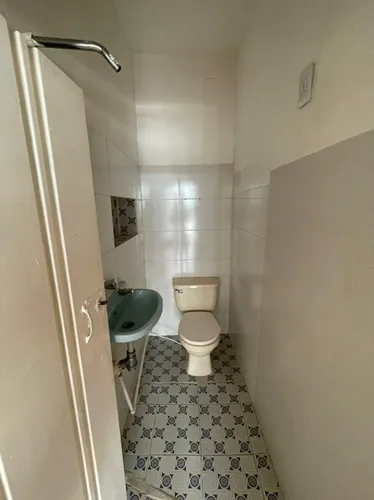 Local En Arriendo En San Cayetano. Cod A10699