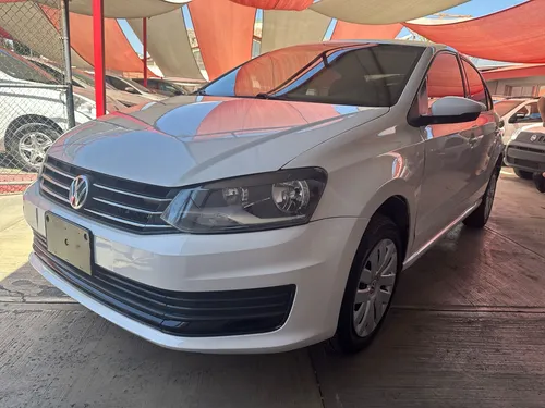Volkswagen Vento 1.6 Starline At