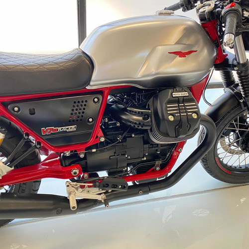 Imagen 3 de 14 de Moto Guzzi V7 Racer