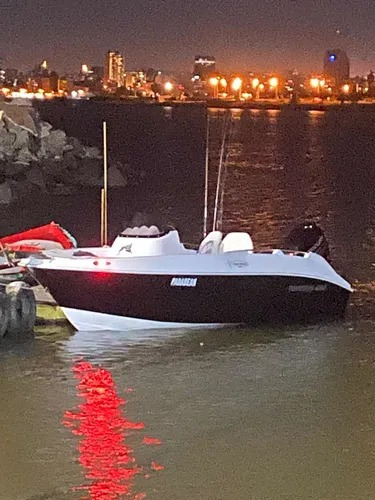 Fisherman 4.80 Con Mercury 50 Hp A Estrenar !!!