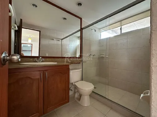 Apartamento En Venta En Los Balsos. Cod V776098