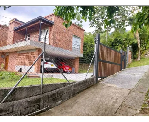 Casa Campestre En Venta Envigado Loma Del Escobero (t)