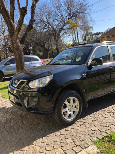 Imagen 2 de 16 de Chery Tiggo 2015 1.6 F2 Confort 4x2 125cv