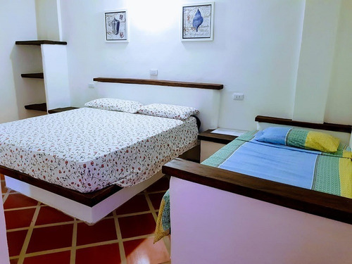Belklia Giron Vende Posada En Chichiriviche (inc-030)
