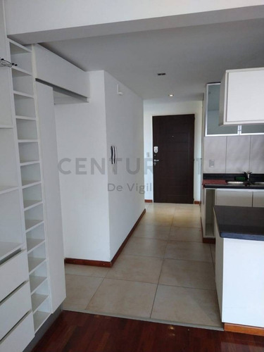 Imagen 2 de 16 de Departamento 3 Dormitorios Con Vista Al Río