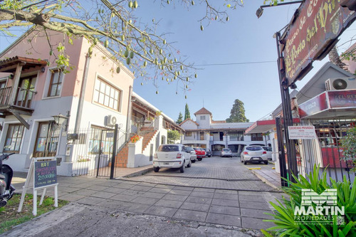 Local En Galería Comercial S/av. Fleming