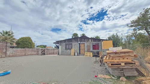 Terreno Urbano De 960mt2, 140mt2 Construidos, Molina Maule