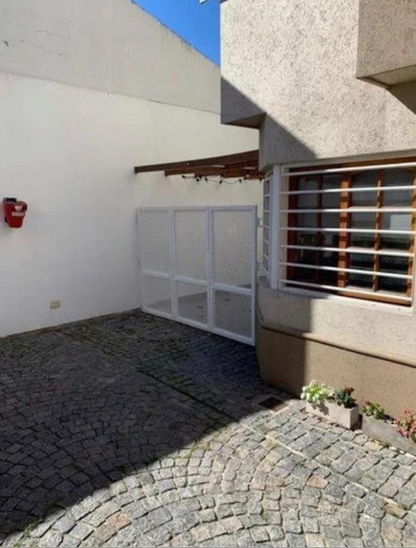 Casa En Venta - 3 Dormitorios 1 Baño Toilette - Patio Terraza- Villa Sarmiento