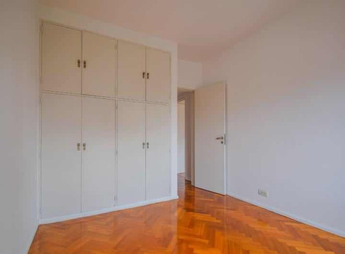 Departamento 2 Dormitorios Av. Belgrano 3200