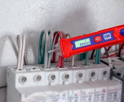 Detector De Voltaje Ac 12v Buscapolo 1000v C/ Linterna Emtop