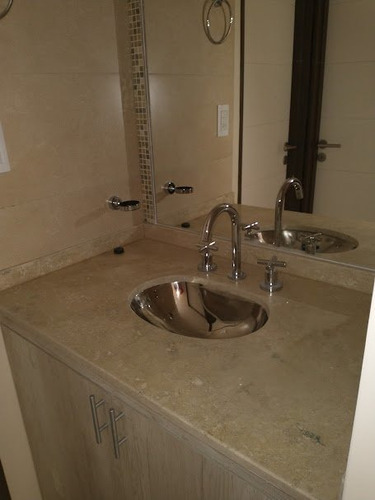 Imagen 2 de 12 de Vendo Departamento De Categoria A Dos Cuadras Plaza De Godoy Cruz