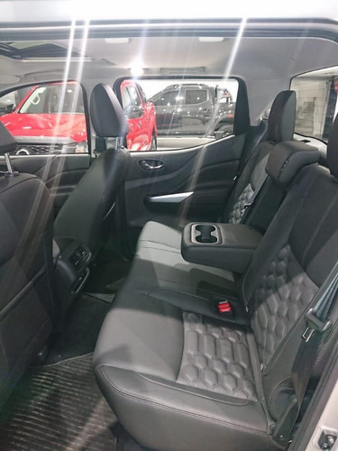 Imagen 8 de 25 de Nissan Frontier 2023 2.3bt Platinum 4x4 At L22