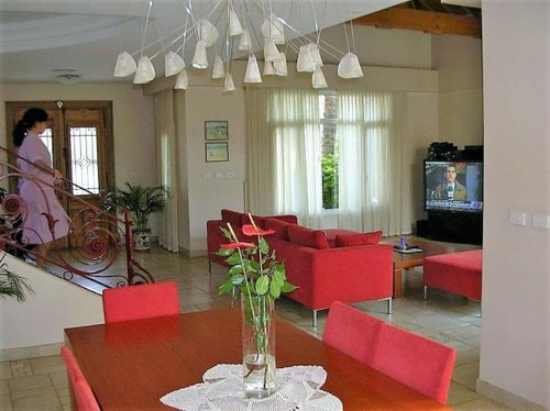Dueño Vende Casa Barrio Cerrado Camino Real, San Isidro, Bue
