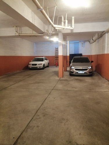 Imagen 16 de 16 de Luis Lamas, Hermoso Apto Al Frente, Dos Garages