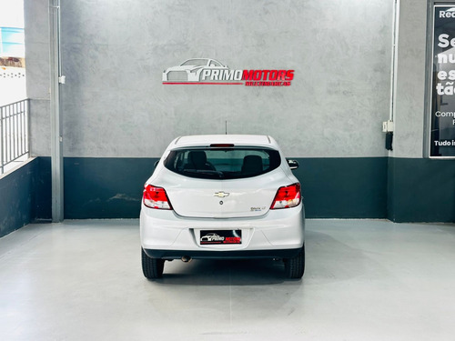 Chevrolet Onix 1.0 MPFI LT 8V FLEX 4P MANUAL