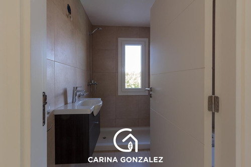 Imagen 13 de 23 de Departamento En Venta 2 Dormitorios Con Cochera Obrero Arg Y Figueroa