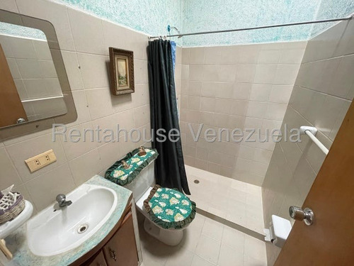 Venta De Casa En Urb El Recreo Cabudare Codigo 2 5 1 2 7 9 9 Mildred, Hermosa Casa Familiar En Venta En Urbanizacion Privada De Cabudare Donde Podrás Disfrutar De Comodidad, Excelente Ubicacion