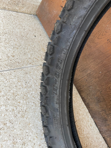Llanta Para Moto 2.75-21 H871 Chaoyang