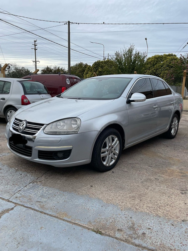 Volkswagen Vento 2.5 Luxury 170cv