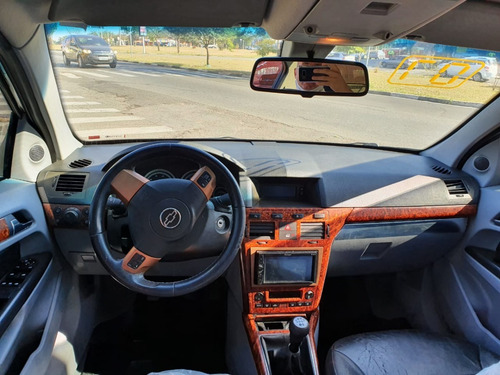 Imagem 9 de 10 de Chevrolet Vectra Elegance 2.0 Flex