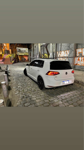 Imagen 8 de 10 de Volkswagen Golf 2017 2.0 Gti Tsi App Connect + Cuero