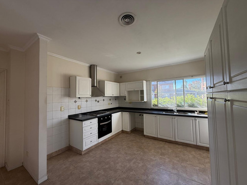 Casa En Venta 3 Dormitorios Barrio Los Jazmines Pilar Del Este Apta Credito