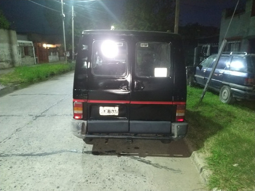 Renault Trafic Furgon Corto Vidriad