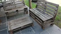 Comprar Sillones De Pallets , Juego De Dos Y Mesita Marrón Claro
