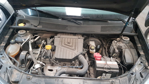 Renault Sandero 1.6 Expression 90cv 2015 33000 Km (ra)