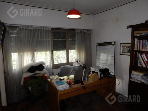 Imagen 6 de 27 de Venta, Semipiso De 4 Amb. Zona Centro.