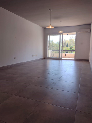 Imagen 4 de 14 de Depto 1 Amb 54 M² - Cochera Con Espacio P/ Baulera C. Vista