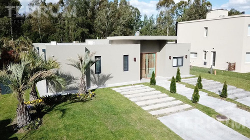 Casa Venta Canning Barrio Terralagos