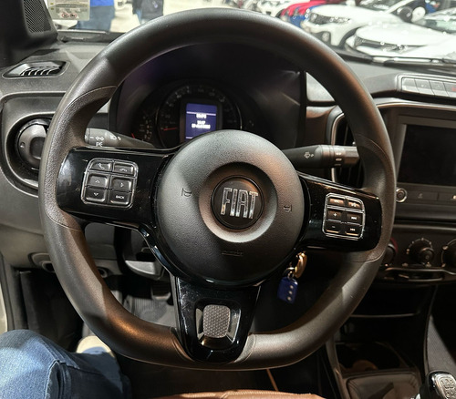 Fiat Strada STRADA FREEDOM 1.3 FLEX 8V CS PLUS