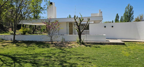 Excelente Casa En Barrio Privado