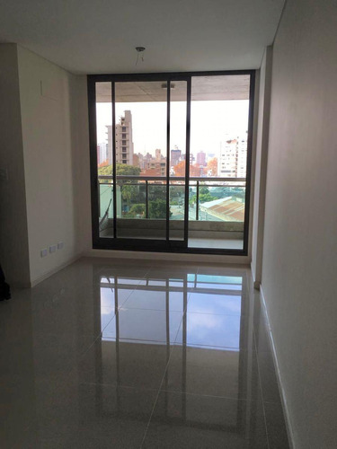 Hermoso Departamento De 1 Dormitorio A La Venta En Vera Mujica 1352. Edificio Silene Ii.