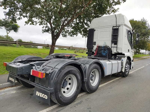 Imagem 5 de 14 de Iveco 400 6x2 Trucado Ano 2014 Automatico Teto Alto C/ Rodas