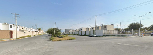 Casa En Remate Bancario En Rio Balsas, Privadas De Santa Rosa 2do Sector, Apodaca, Nuevo León